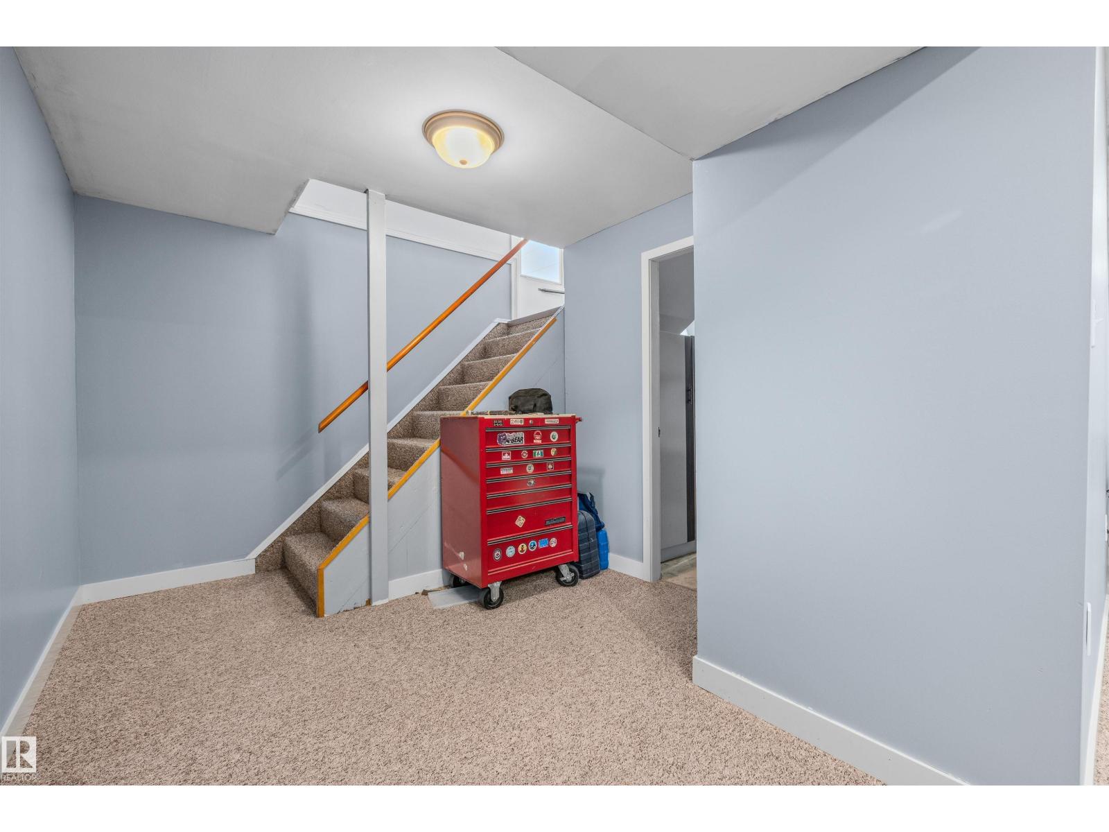 10534 163 ST NW - 23