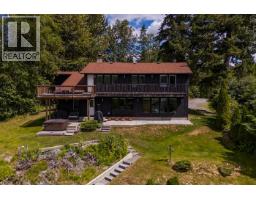 Front exterior of 9875 LAKESHORE DRIVE · Prince George, BC