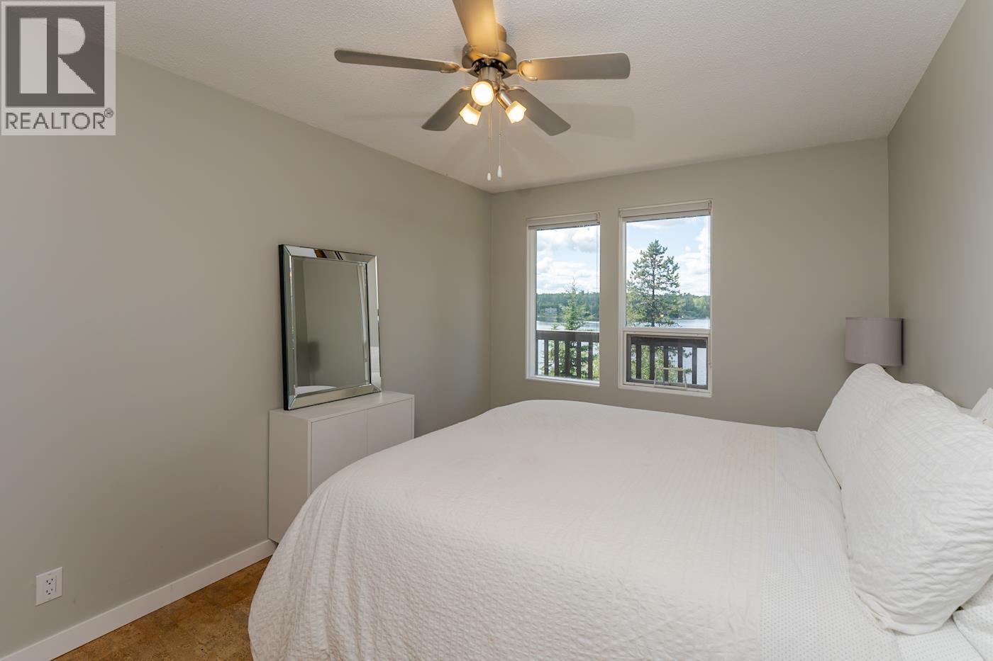 9875 LAKESHORE DRIVE - 18