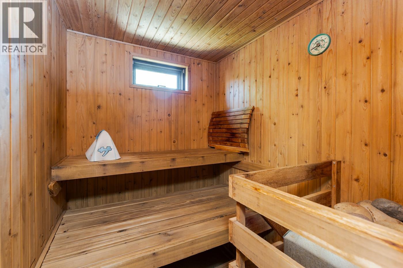 9875 LAKESHORE DRIVE - Image 26