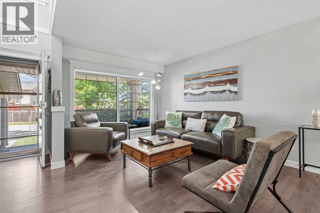 107 Edgebrook Circle NW - 4