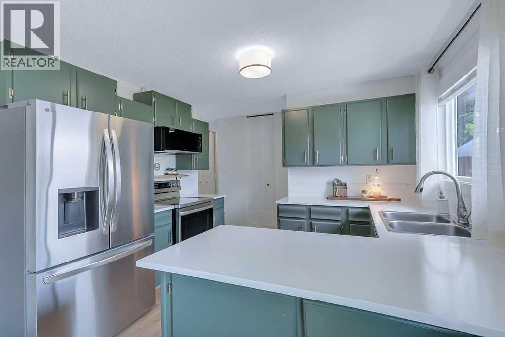 Listing photo – 4 Anders Street, Red Deer