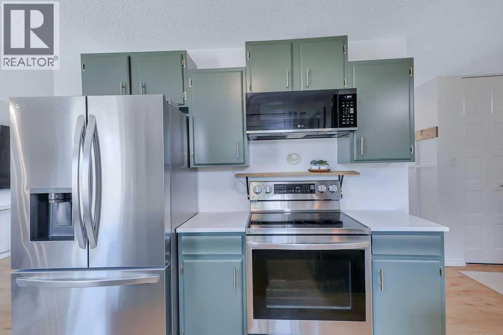 Listing photo – 4 Anders Street, Red Deer