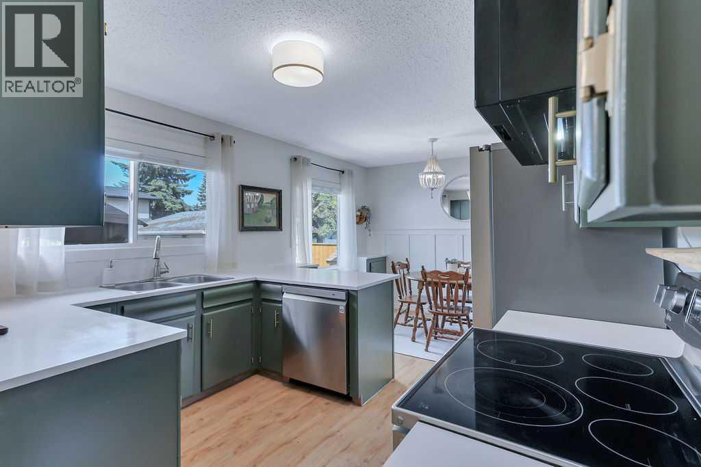 Listing photo – 4 Anders Street, Red Deer