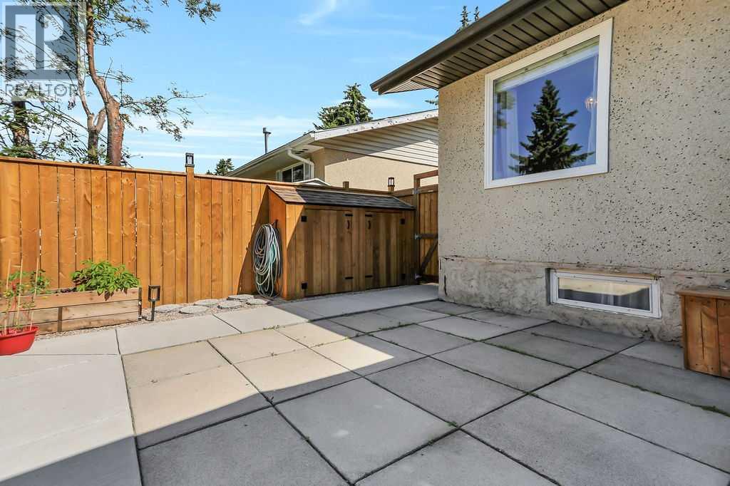 Listing photo – 4 Anders Street, Red Deer
