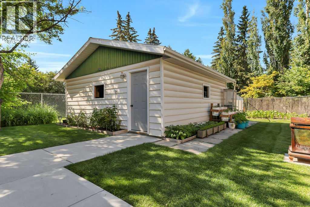 Listing photo – 4 Anders Street, Red Deer
