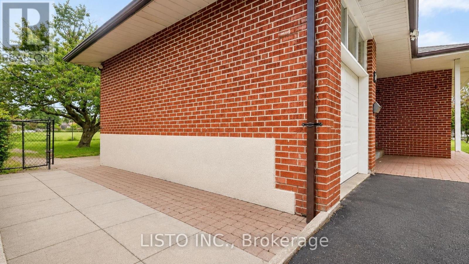 20 TILBURY DRIVE - 20