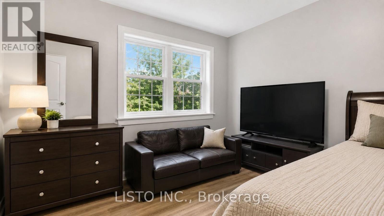 20 TILBURY DRIVE - 14