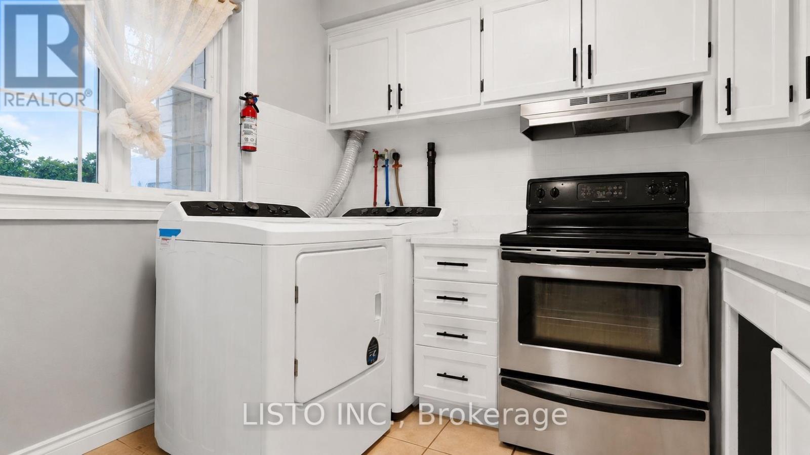 20 TILBURY DRIVE - 8
