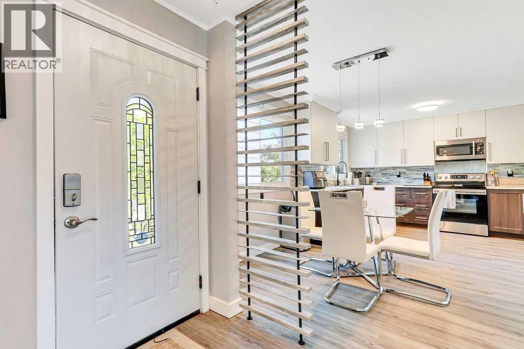 4412 45 Avenue - 5