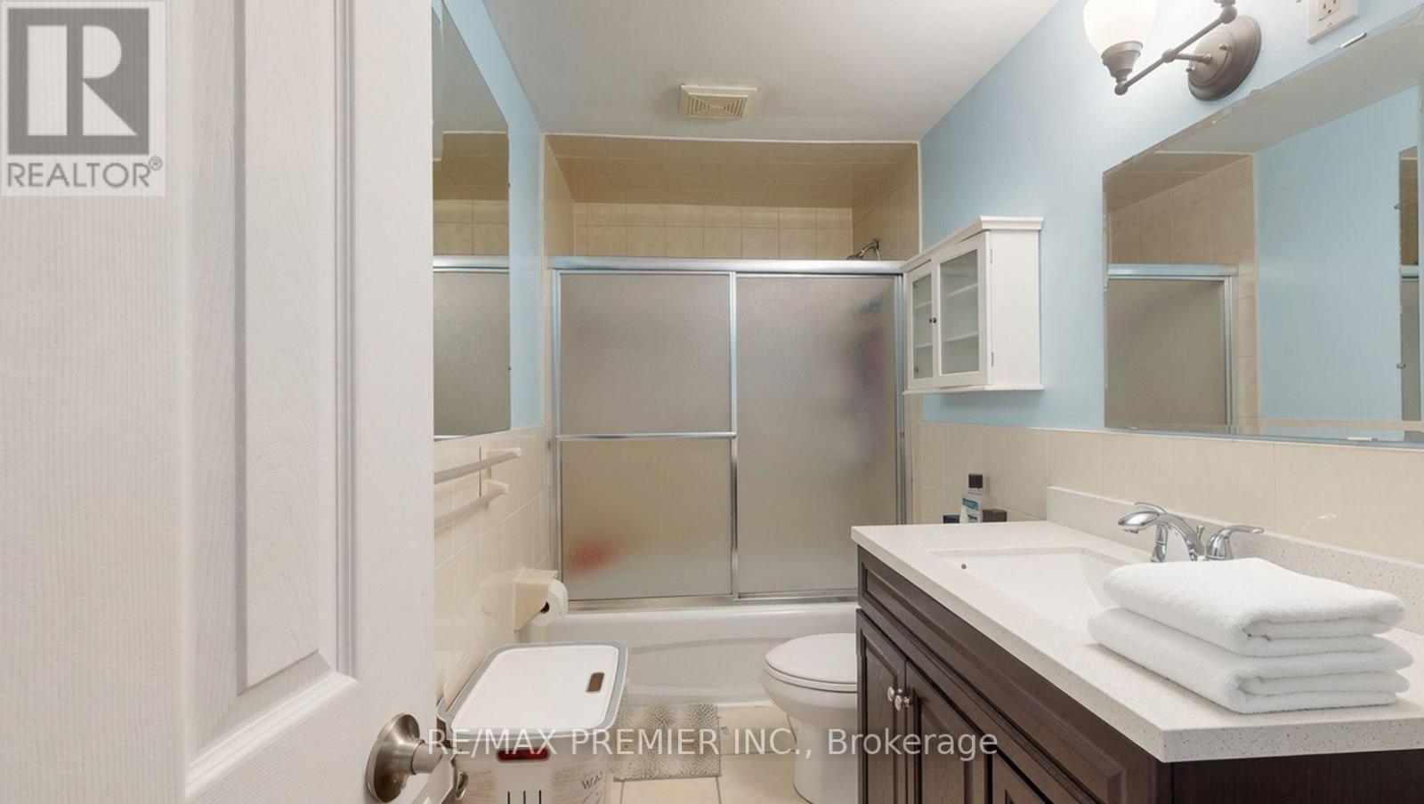 #184 6448 FINCH AVENUE - 12