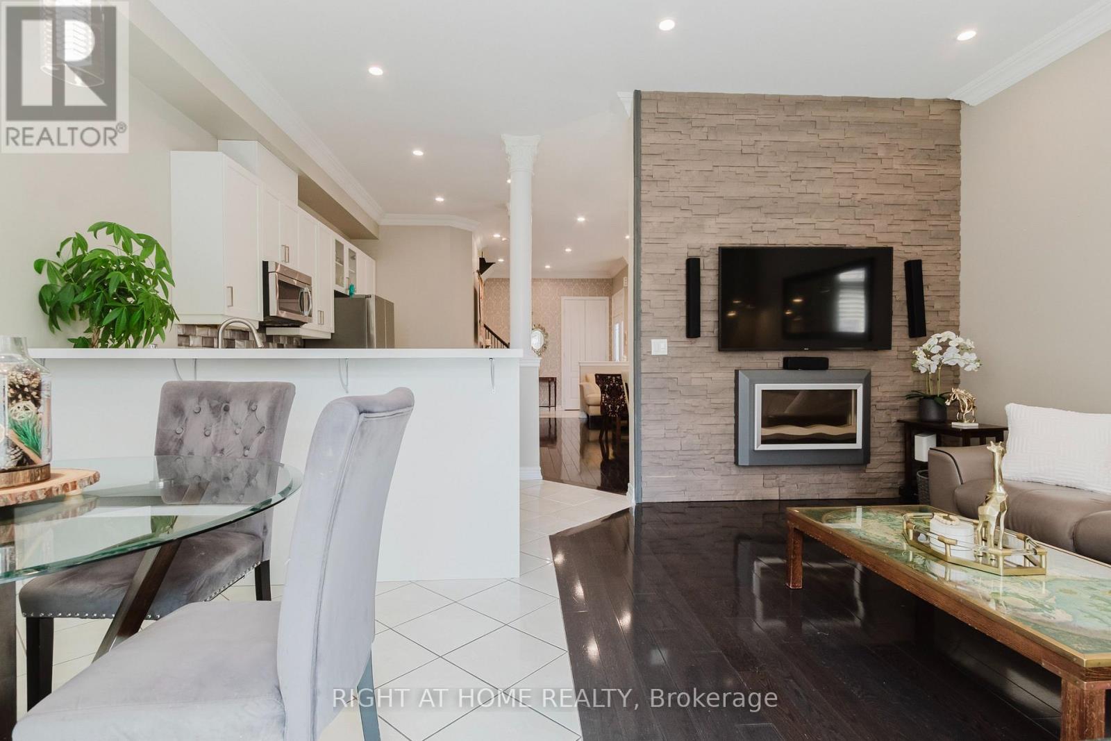 5294 ROADSIDE WAY - 22