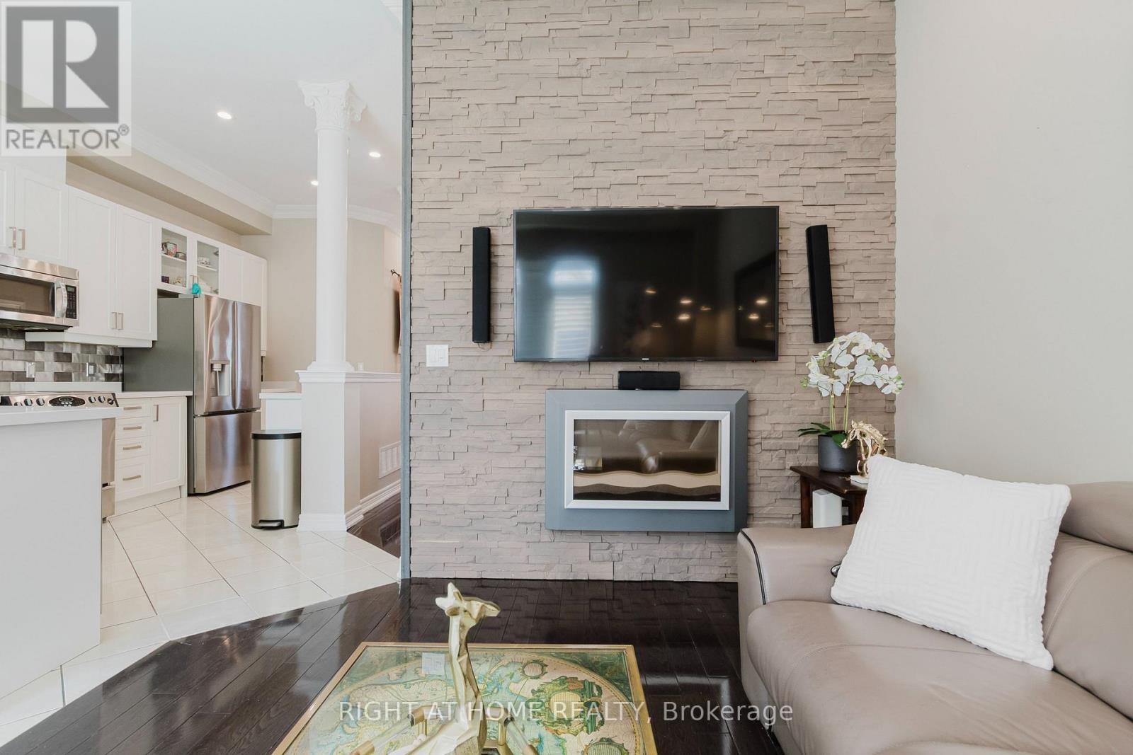 5294 ROADSIDE WAY - 23
