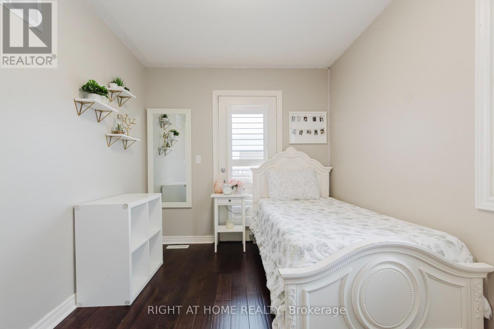 5294 ROADSIDE WAY - 29