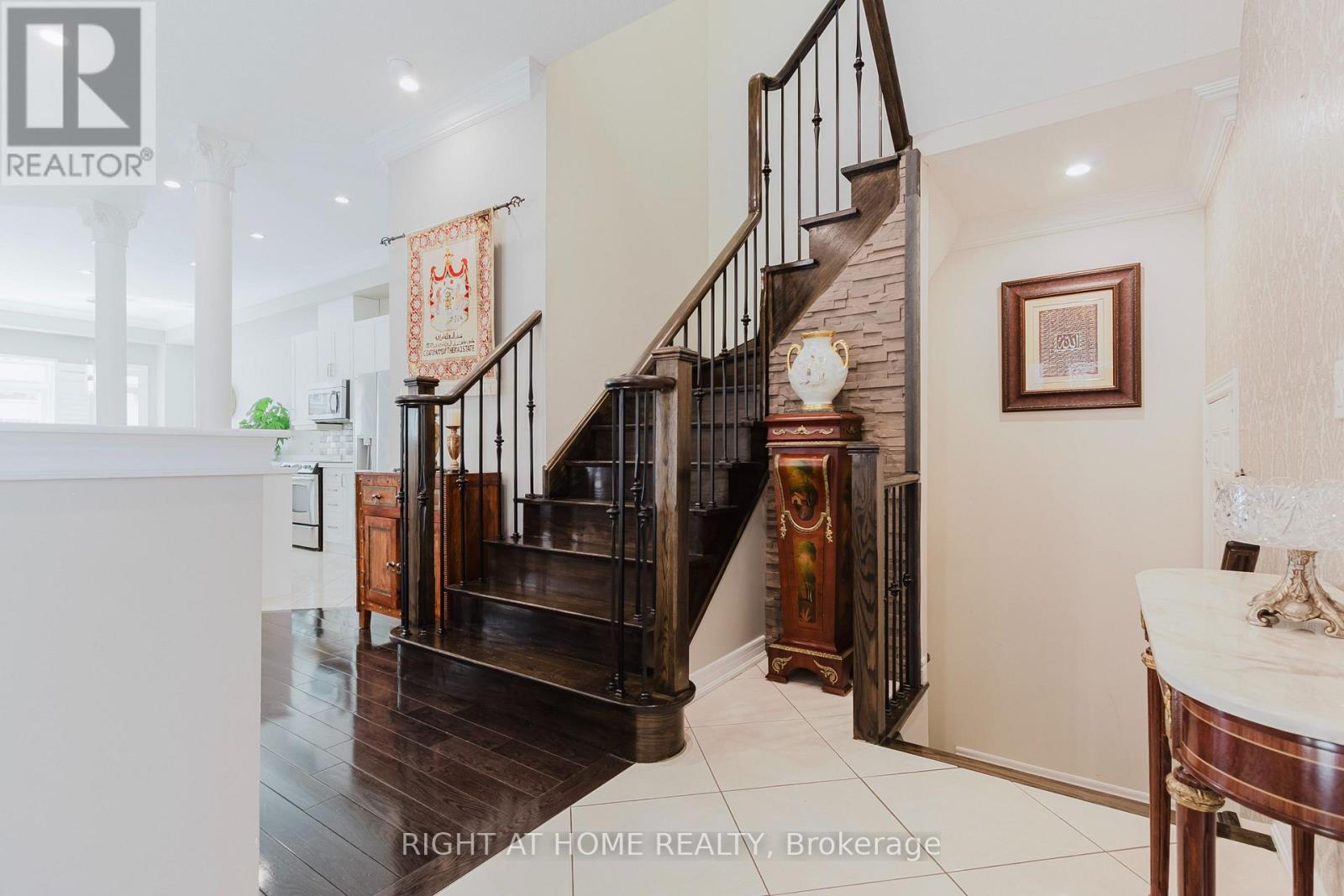 5294 ROADSIDE WAY - 8