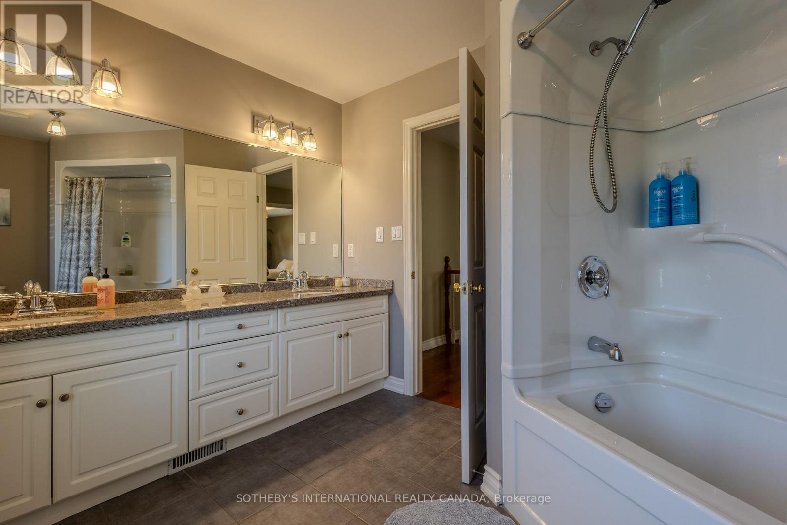 23 FRANCIS CREEK BOULEVARD - 34
