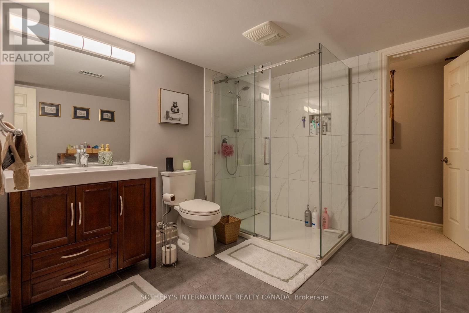 23 FRANCIS CREEK BOULEVARD - 42