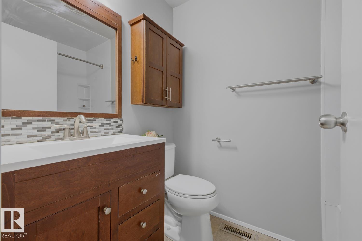 5514 93A AV NW - 19
