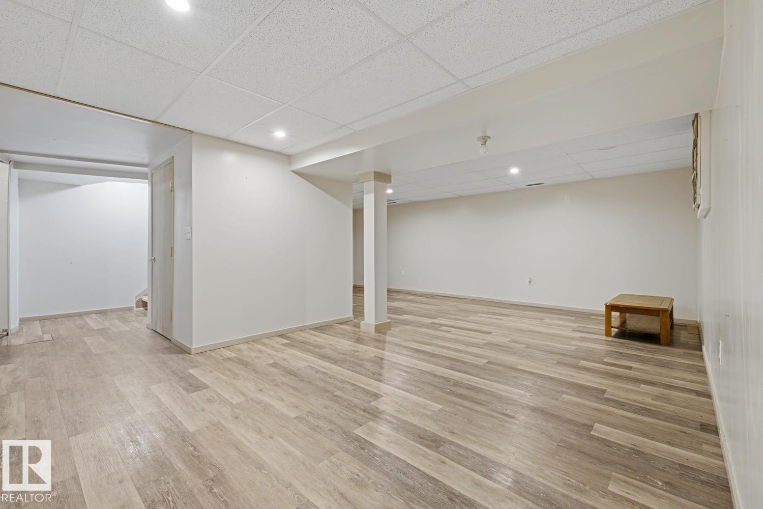 5514 93A AV NW - 23