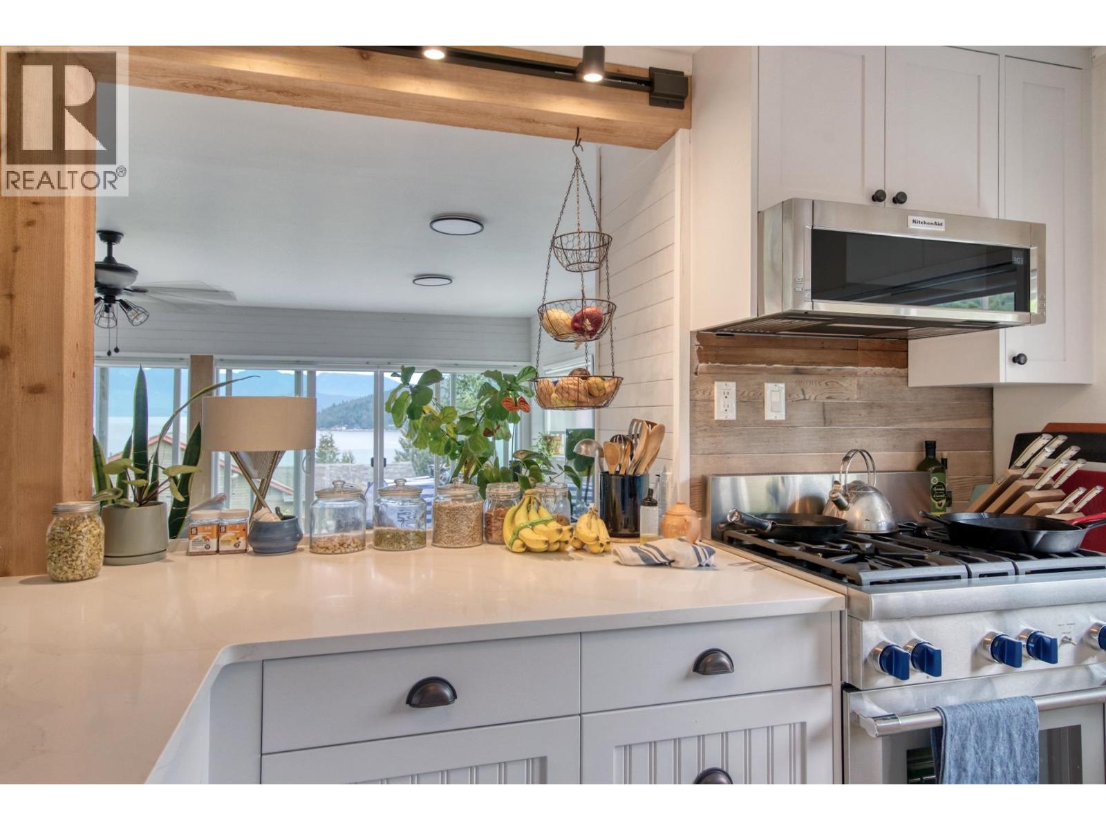 798 FISHER ROAD, Gibsons
