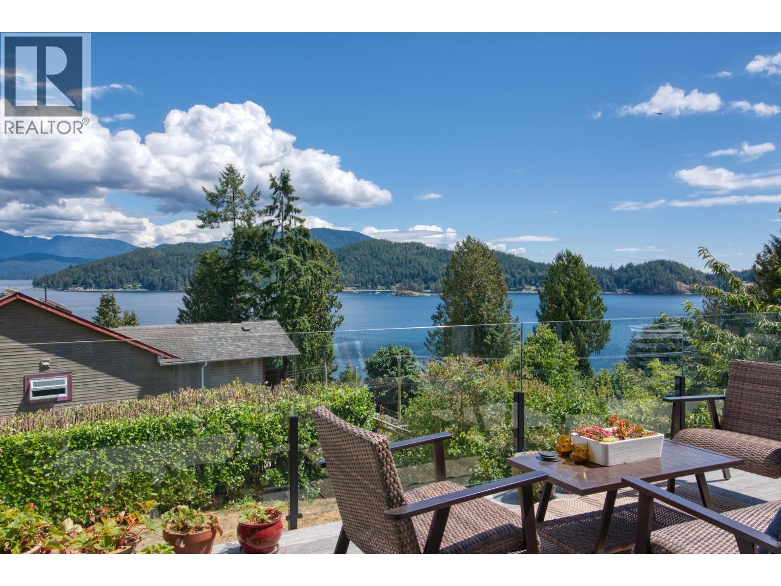 798 FISHER ROAD, Gibsons