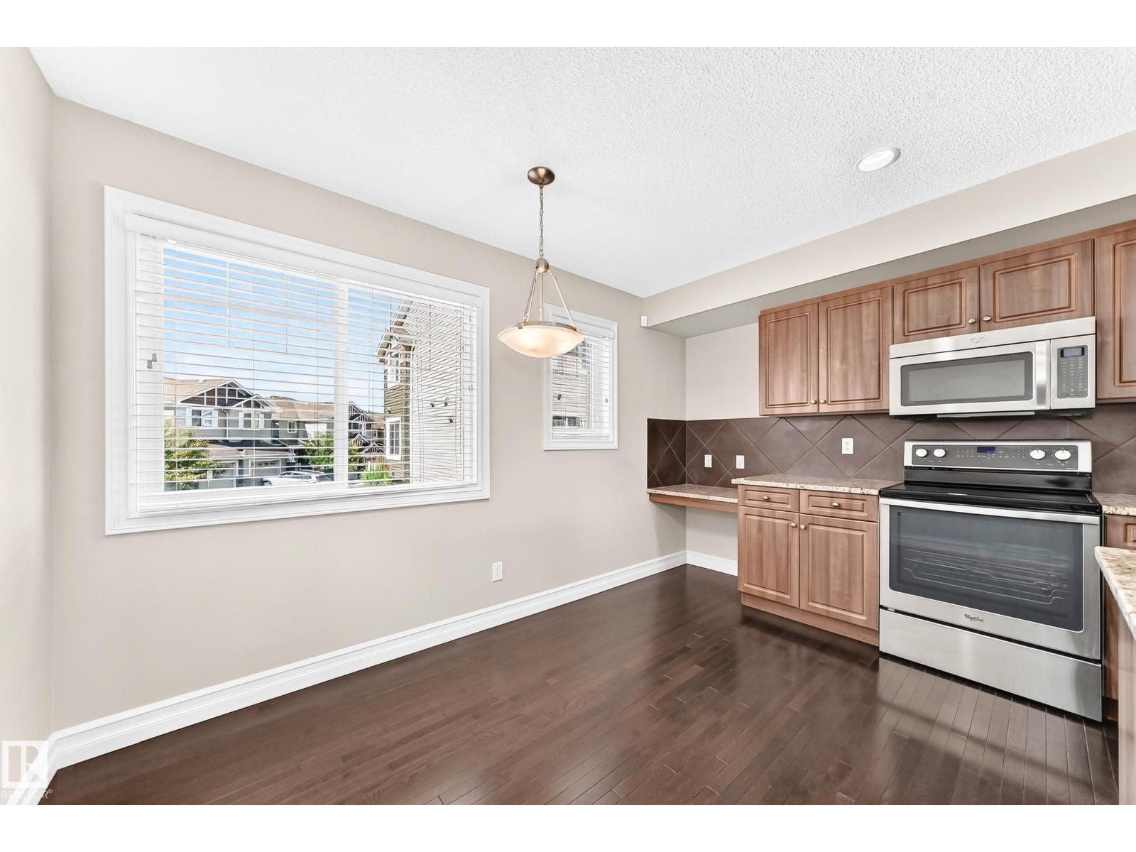 5321 3 AV SW - 13