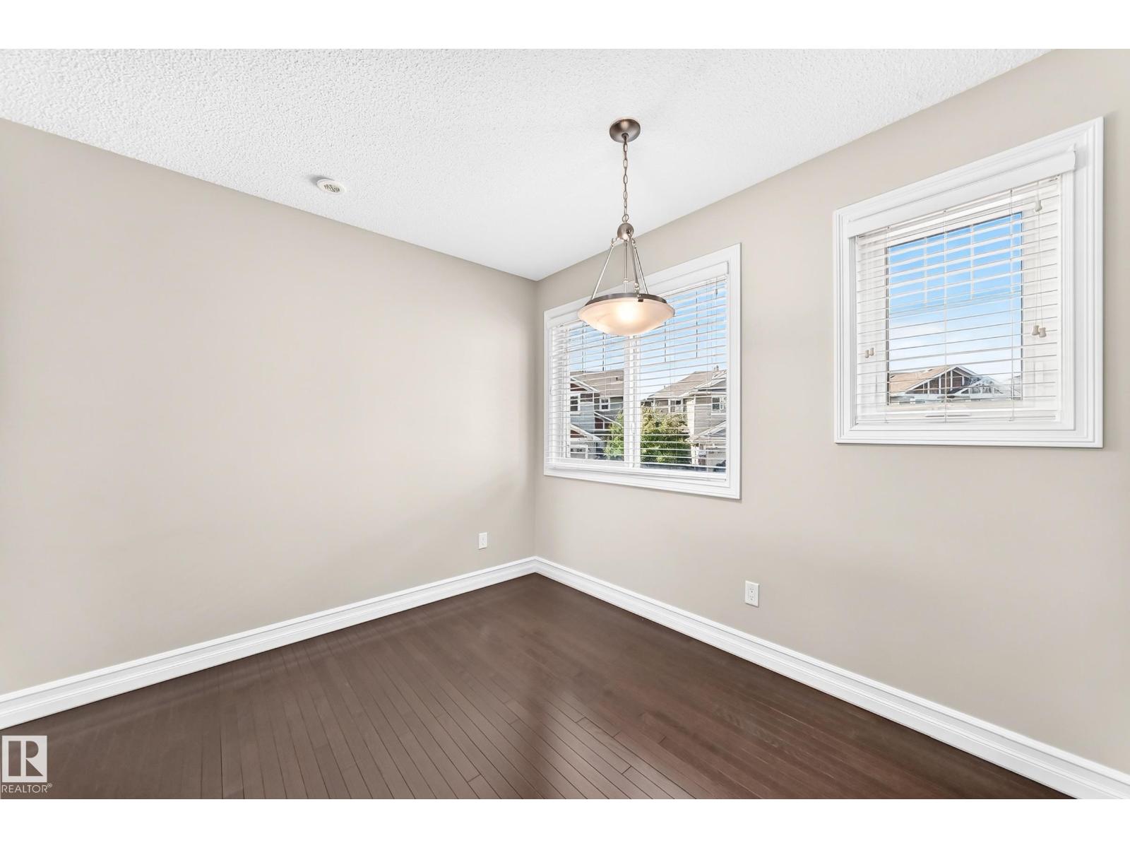 5321 3 AV SW - 12