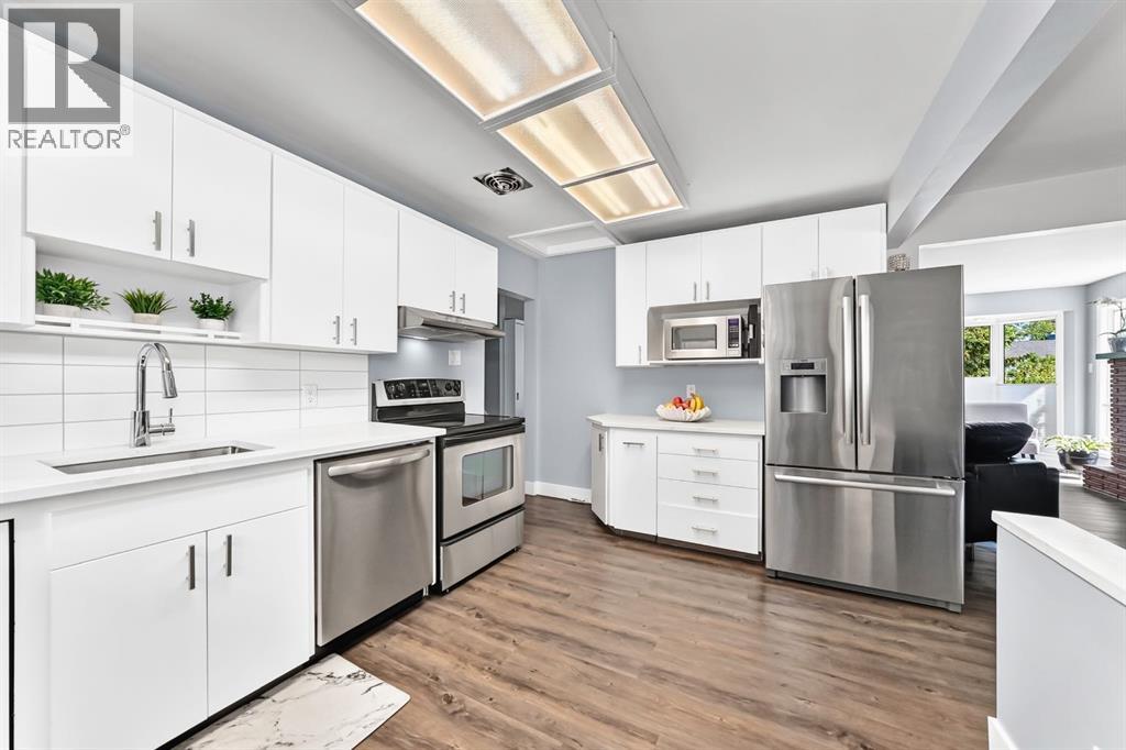 4803 5 Avenue SW - 11