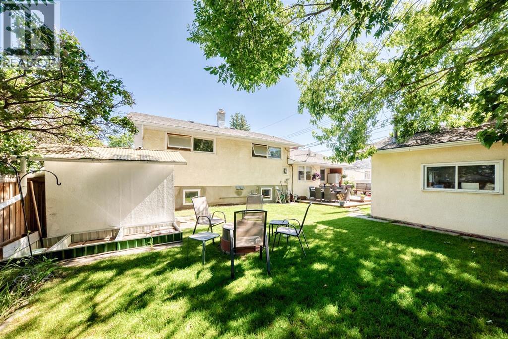 4803 5 Avenue SW - 35