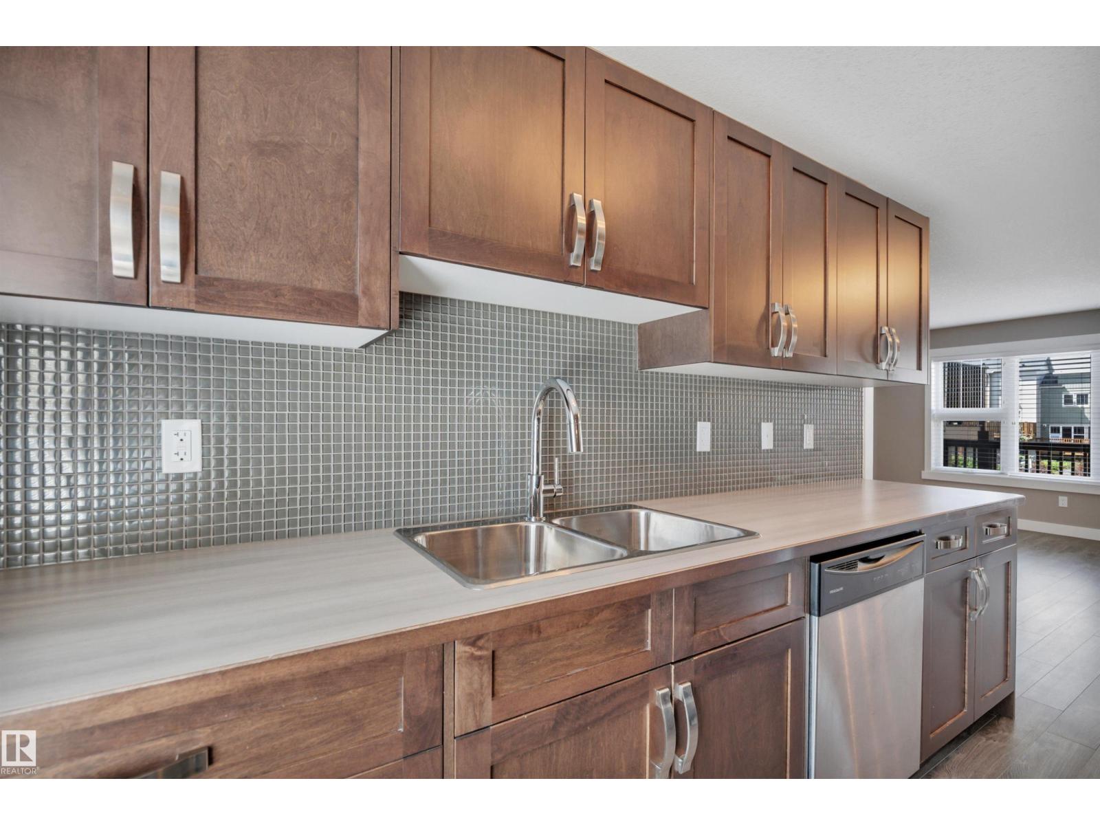 #262 401 SOUTHFORK DR - 17