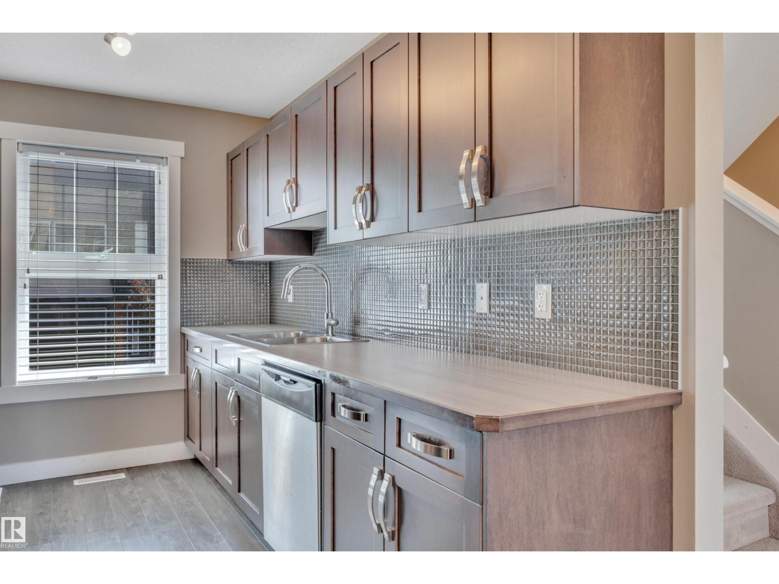 #262 401 SOUTHFORK DR - 18