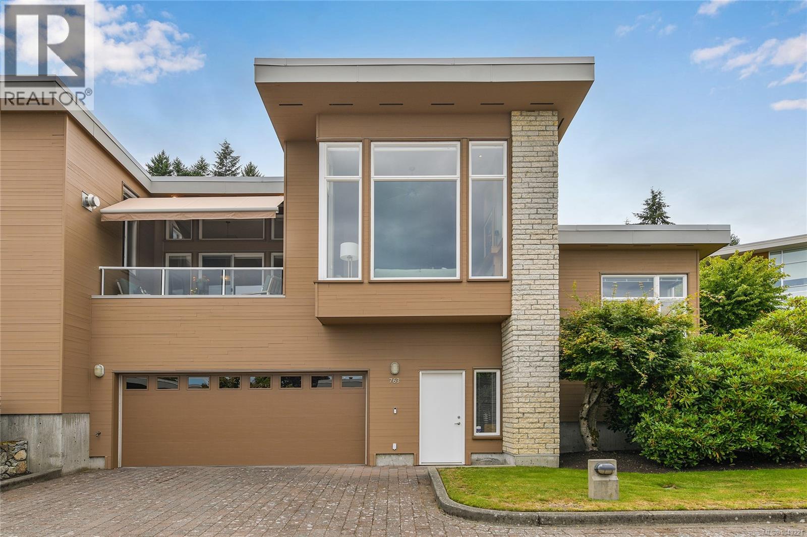 763 Sayward Hill Terr - 2