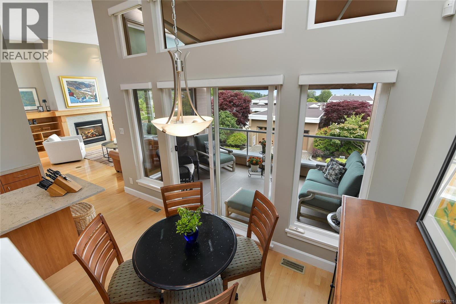 763 Sayward Hill Terr - 23