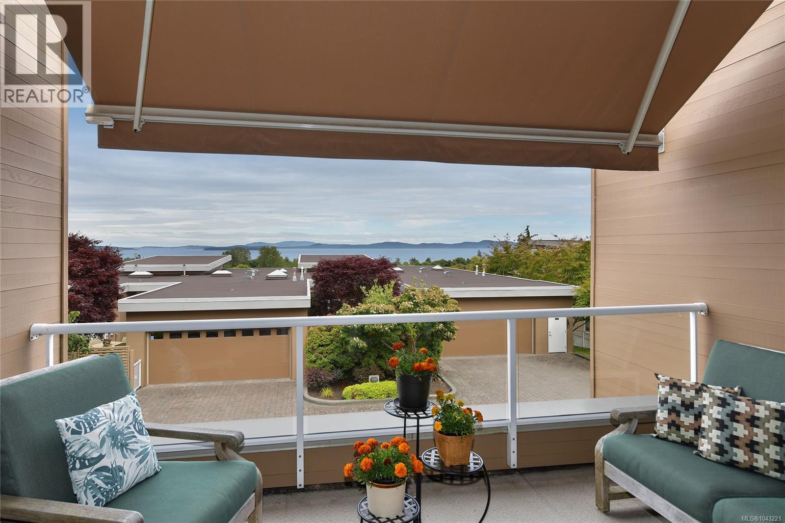 763 Sayward Hill Terr - 24