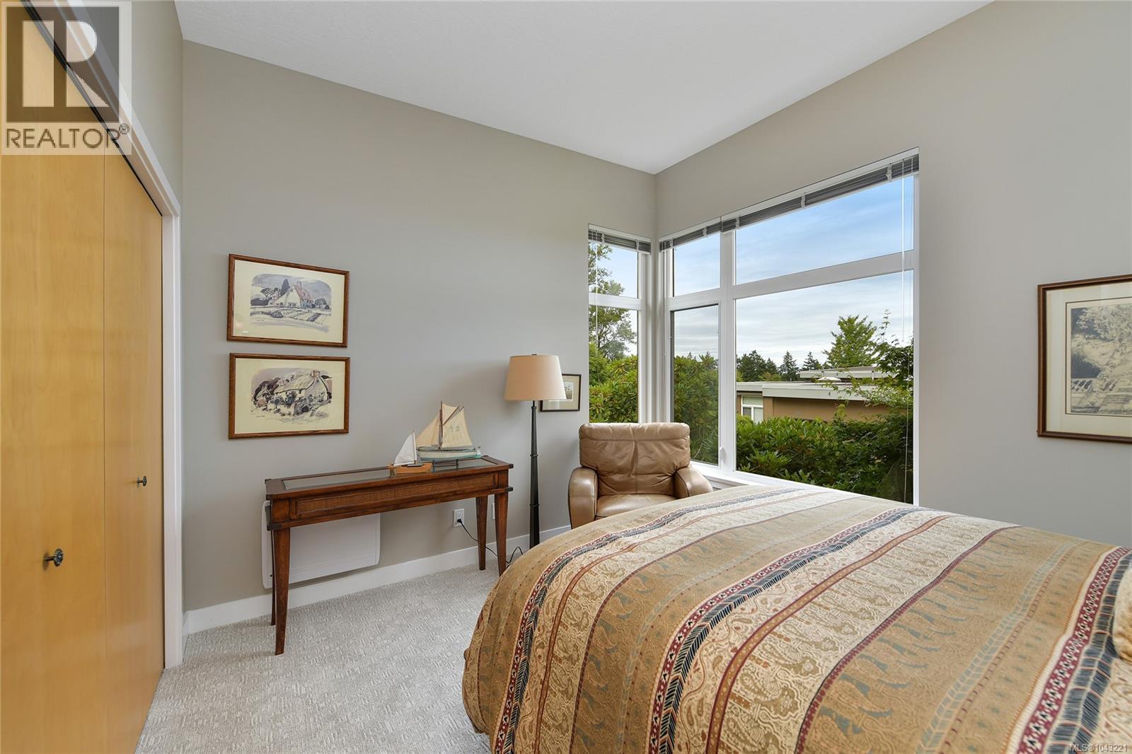 763 Sayward Hill Terr - 45