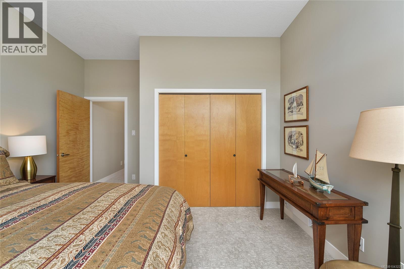 763 Sayward Hill Terr - 46