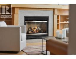 763 Sayward Hill Terr, Saanich, BC V8Y3K1 Photo 39