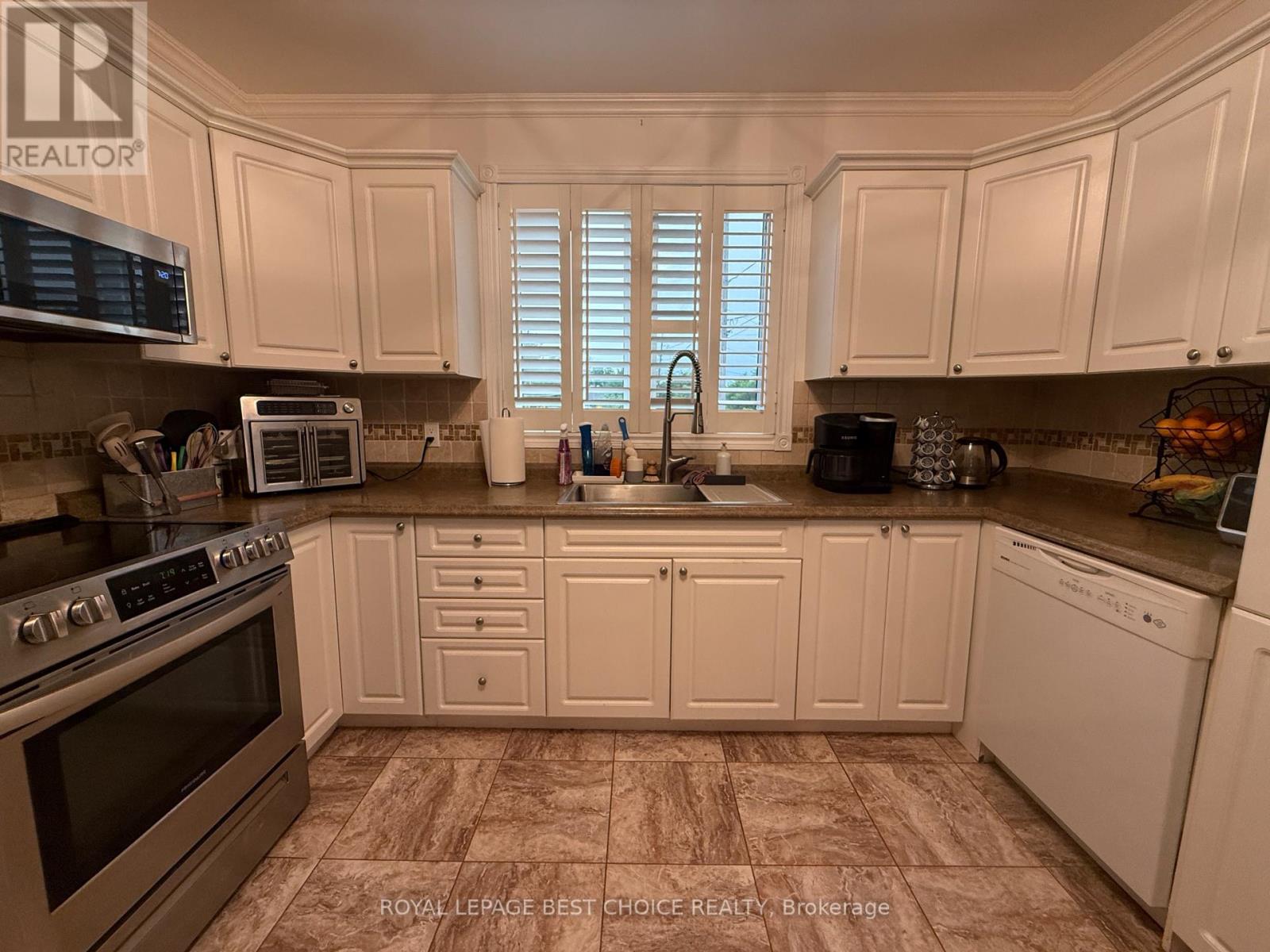 575 BROWNING STREET - 18