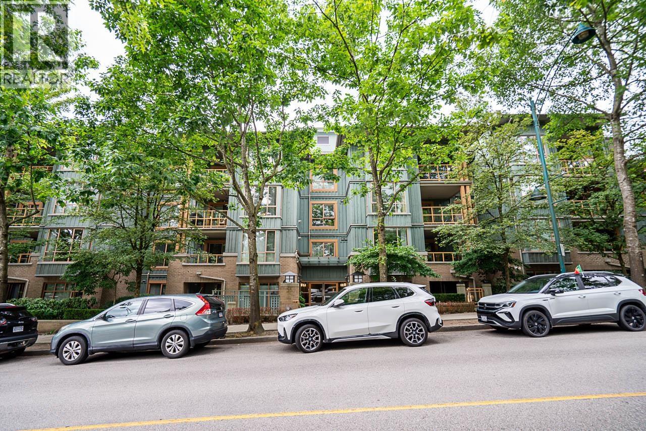 111 285 NEWPORT DRIVE — photo 3