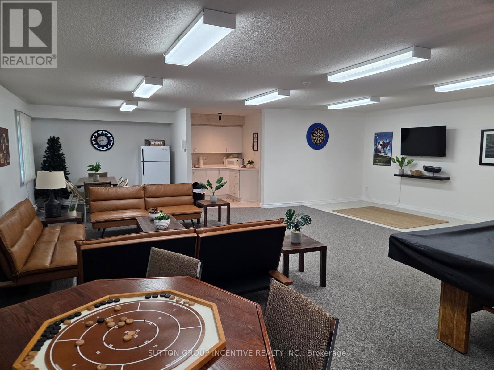 #204 166 OWEN STREET - 17