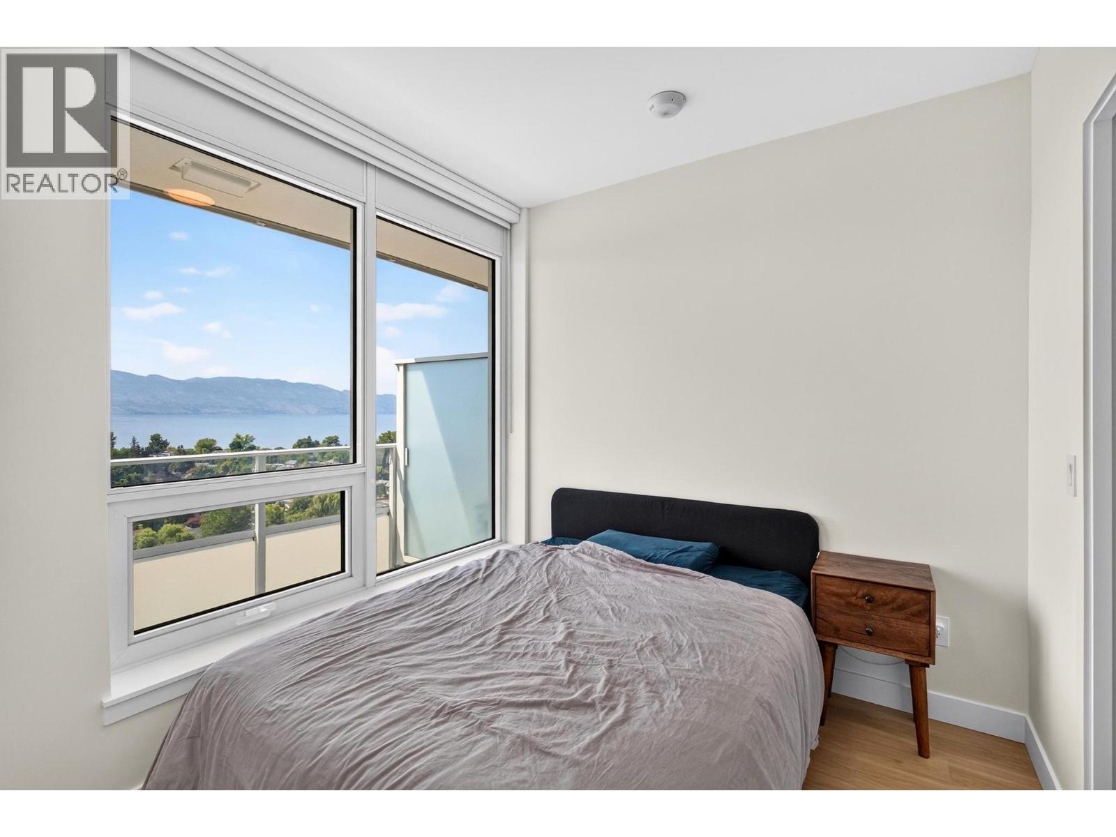 #1505 1626 WATER Street - 11