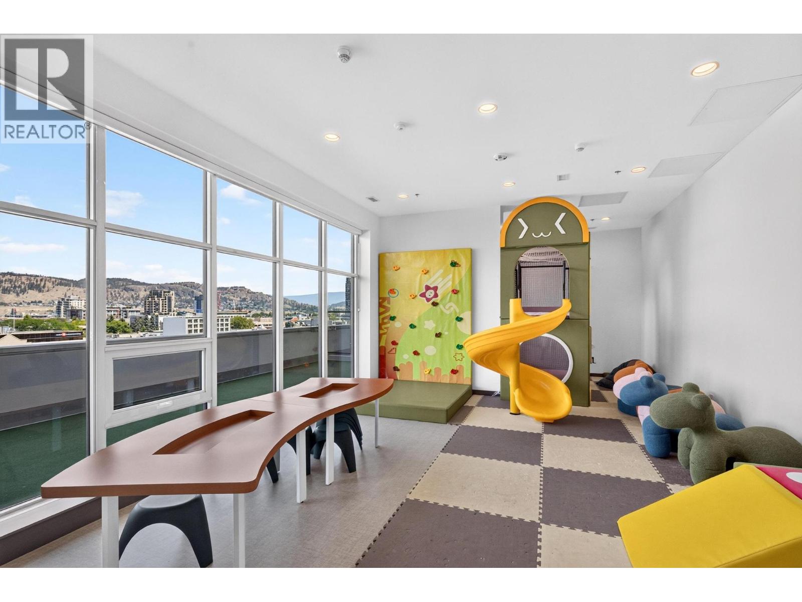 #1505 1626 WATER Street - 22