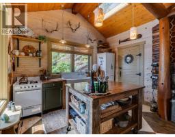 4660 Boat Access West Side, Christina Lake, BC V0H1E0 Photo 12