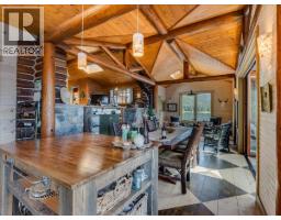 4660 Boat Access West Side, Christina Lake, BC V0H1E0 Photo 10