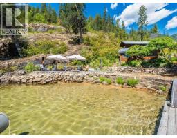 4660 Boat Access West Side, Christina Lake, BC V0H1E0 Photo 45