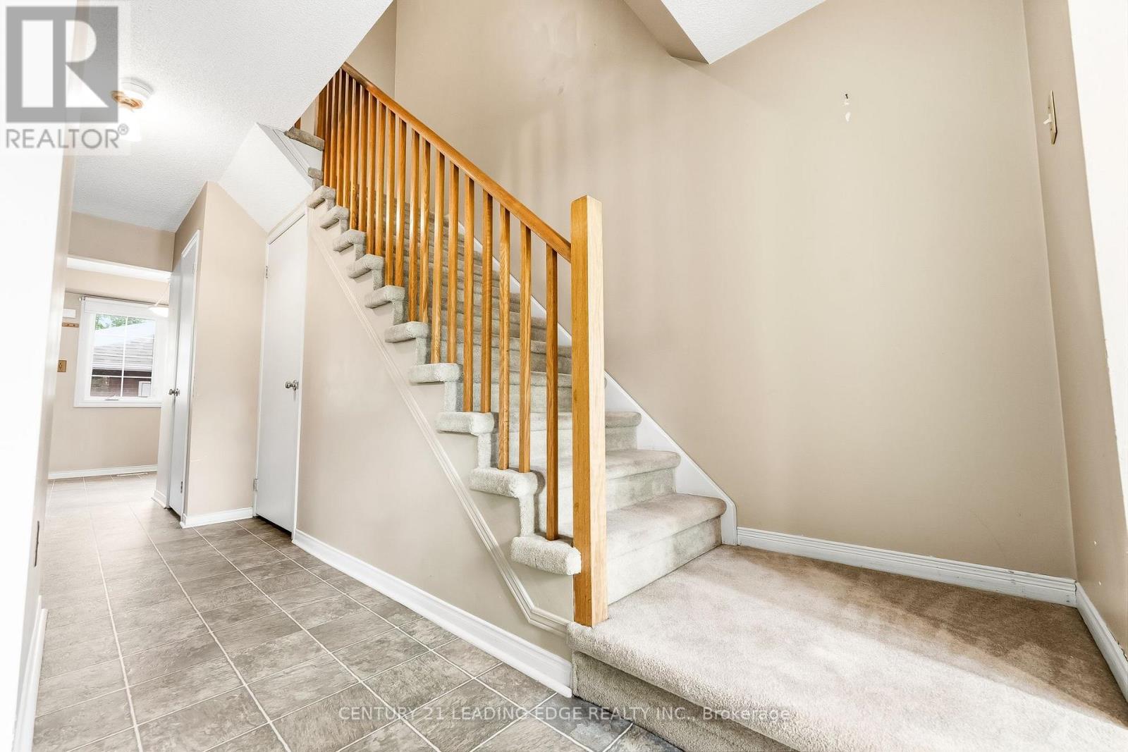 #91 10 BASSETT BOULEVARD - 26