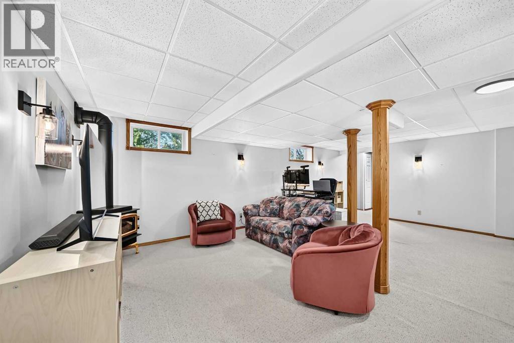 112173 2253 Drive E - 36