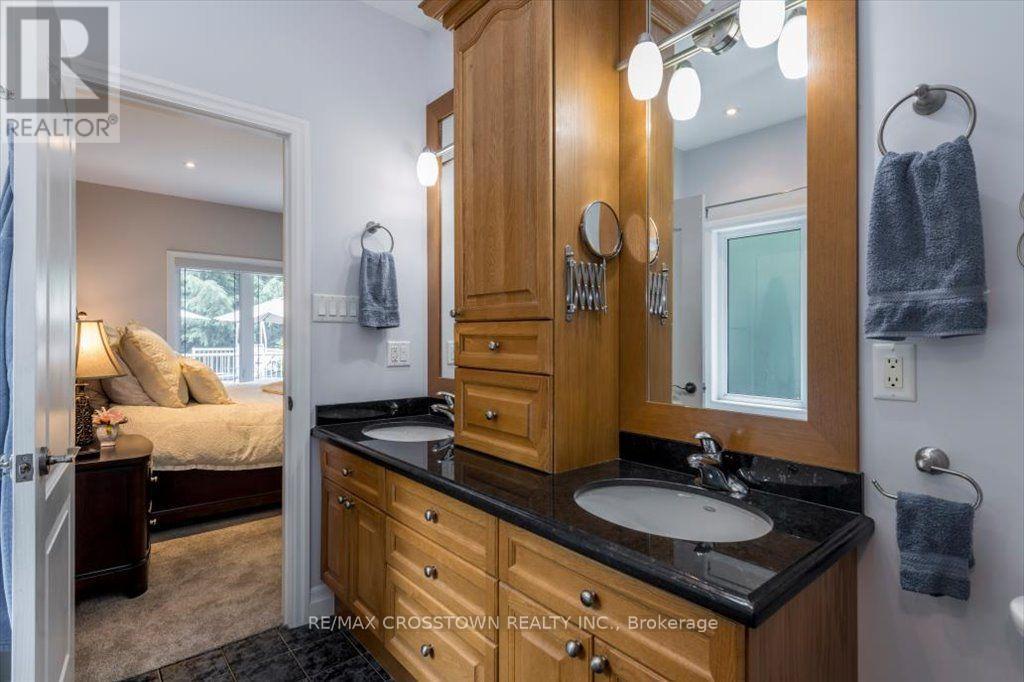 5 PINE HILL DRIVE - Image 17