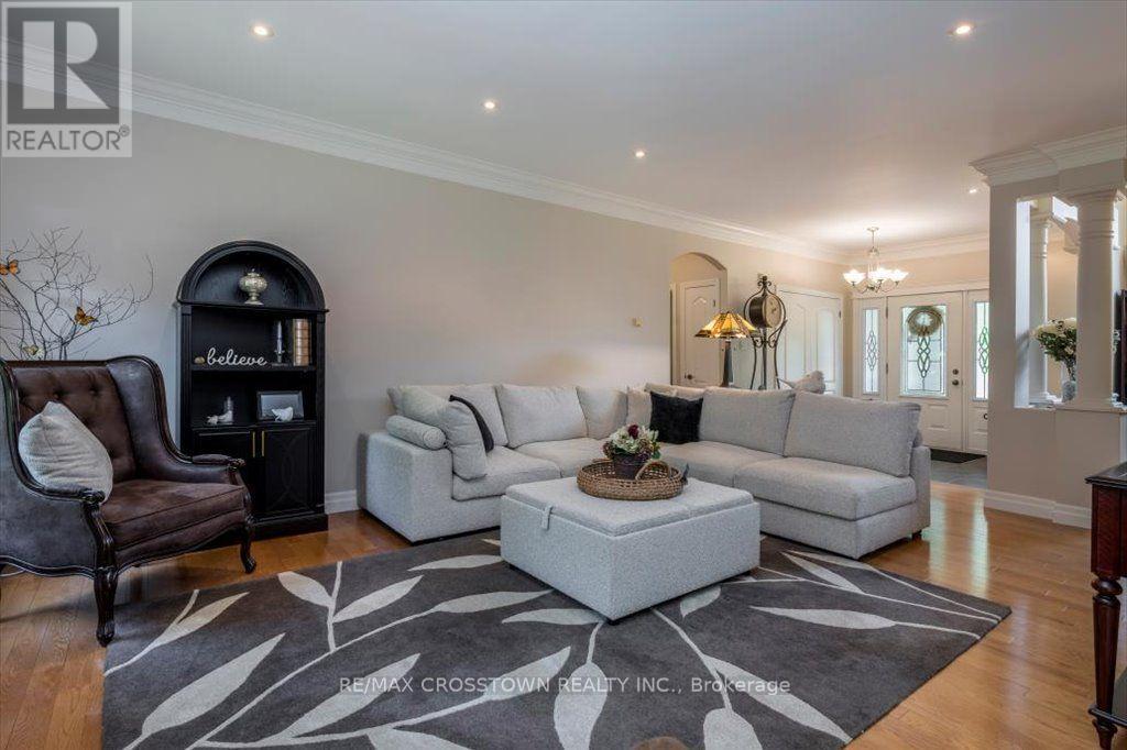 5 PINE HILL DRIVE - Image 6