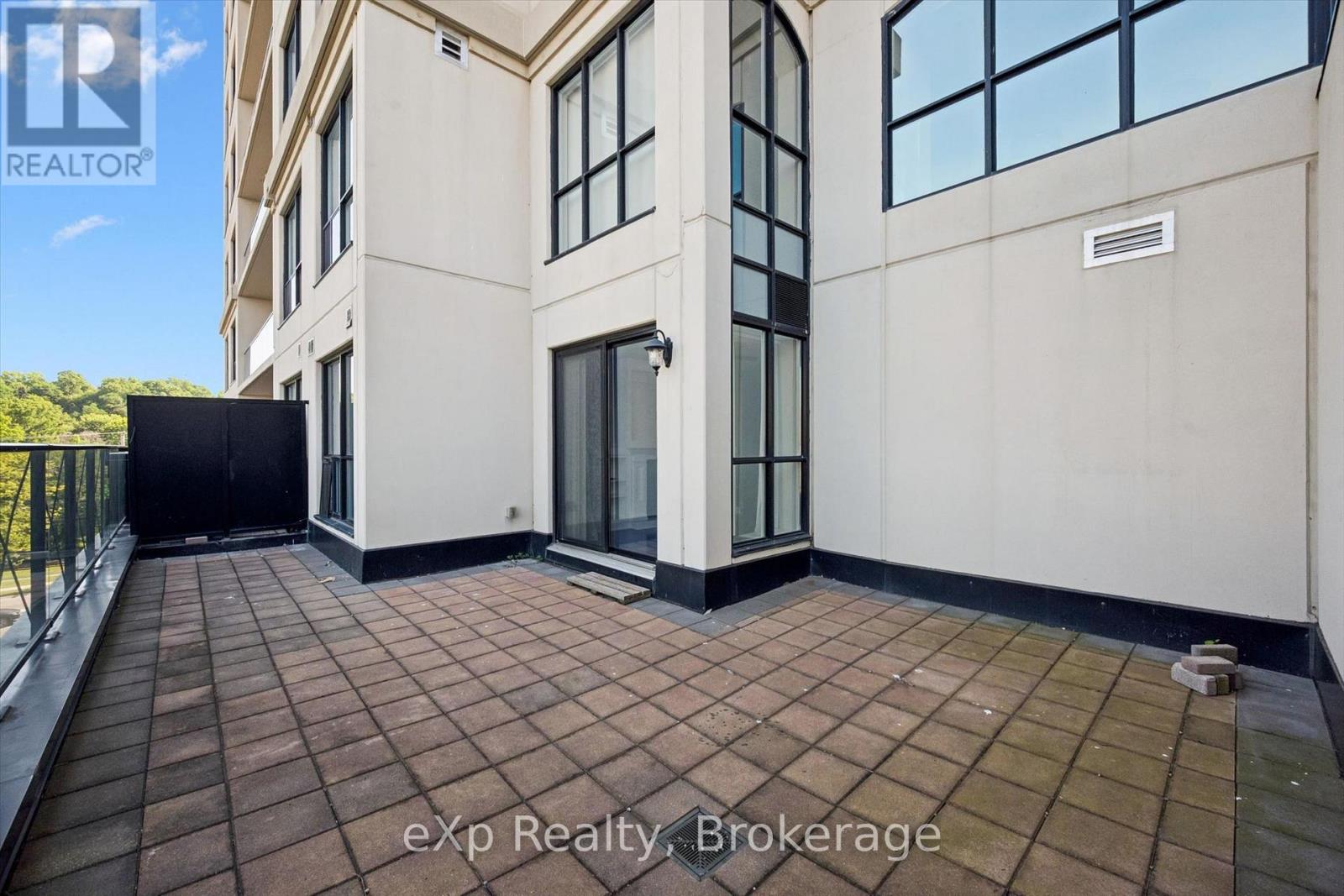 #308 160 MACDONELL STREET - 30